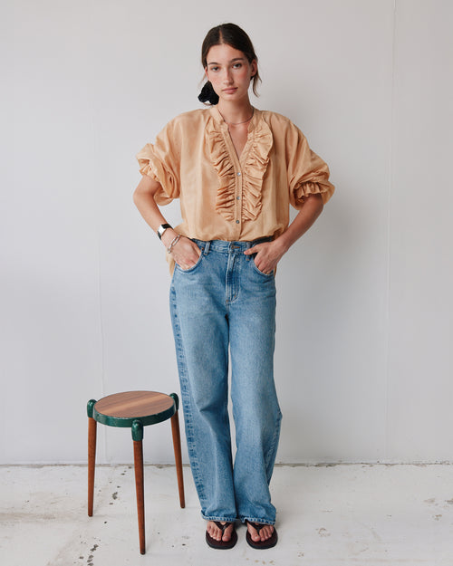 JANE BLOUSE / CAMEL