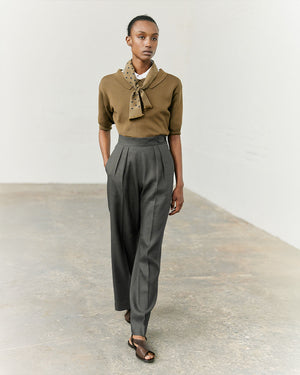 COLLARED T SHIRT / OLIVE