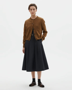 SMALL CREW NECK CARDIGAN / TOBACCO