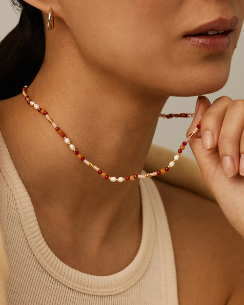 BEADED GEMSTONE & PEARL SHORT NECKLACE / GOLD