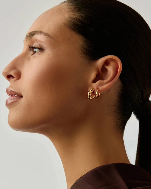 ENY LEE PARKER MINI HOOPS / GOLD