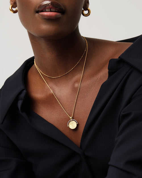 LUCY WILLIAMS FORTUNA ARC COIN NECKLACE / GOLD