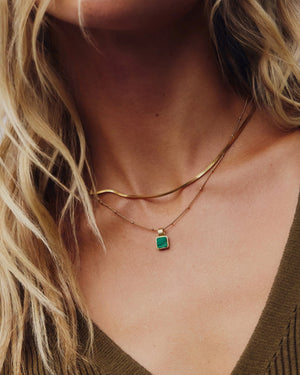 LUCY WILLIAMS SQUARE MALACHITE NECKLACE / GOLD