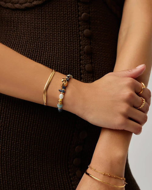 SHELL STATEMENT MULTI BEADED BRACELET / GOLD