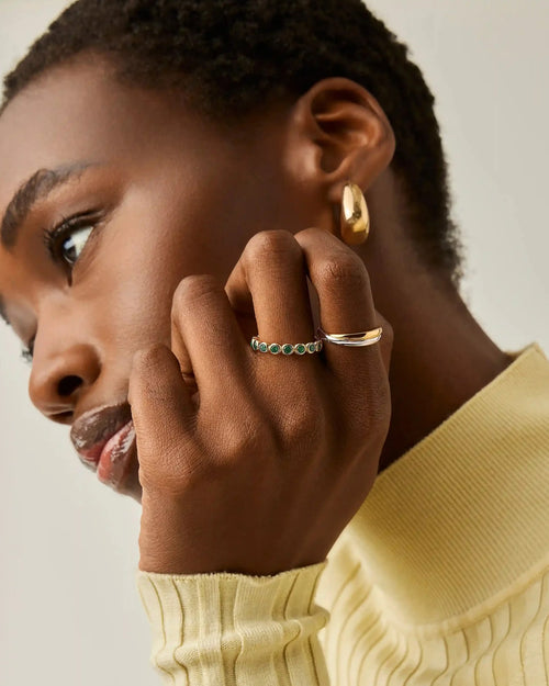 TENNIS ETERNITY STACKING RING / GOLD / GREEN