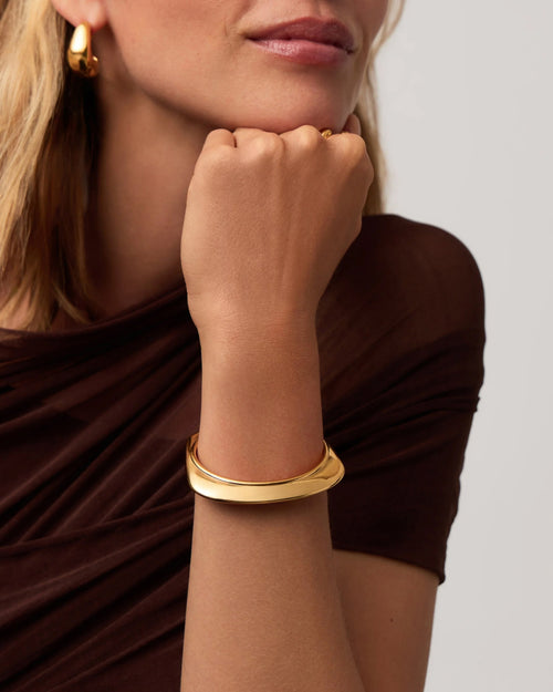 HERA DOME STATEMENT CUFF BRACELET / GOLD