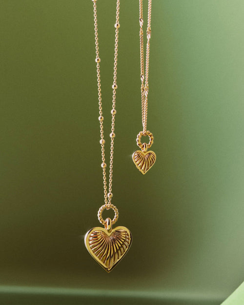 MINI RIDGE HEART CHARM PENDANT NECKLACE / GOLD