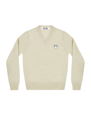 N064 UNISEX WHITE HEART V-NECK SWEATER / NATURAL