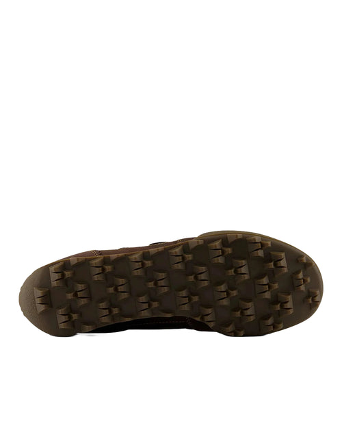 GATOR RUN / PUMPERNICKEL / RICH OAK