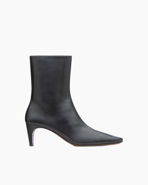 NERVIA BOOTS / BLACK