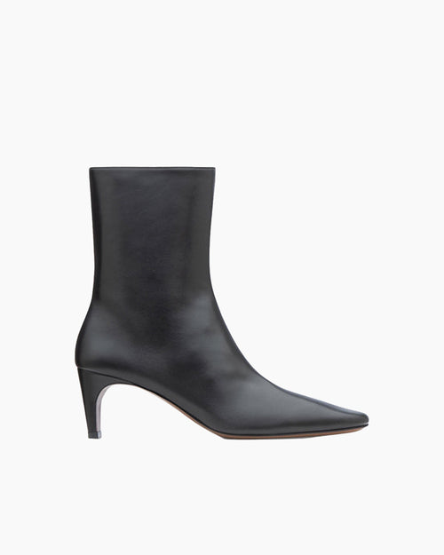 NERVIA BOOTS / BLACK