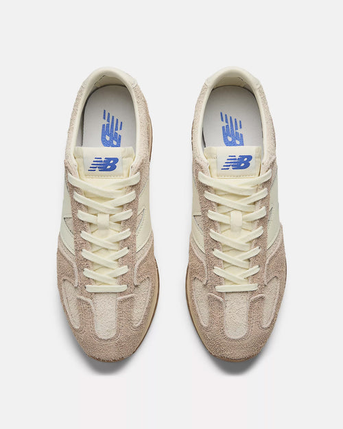 471 / BISQUE WITH FLAT TAUPE