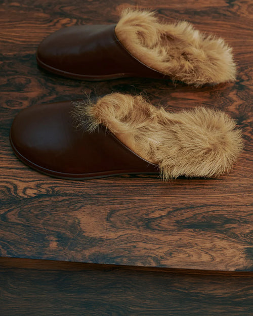ATIK SHEARLING LEATHER FLAT / DARK CHOCOLATE
