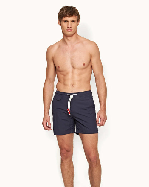 STANDARD MID-LENGTH SWIM SHORTS / NAVY