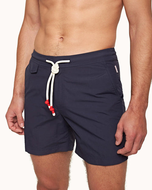 STANDARD MID-LENGTH SWIM SHORTS / NAVY