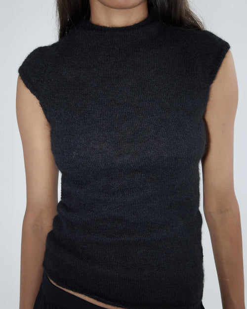 GUIDI TOP / BLACK