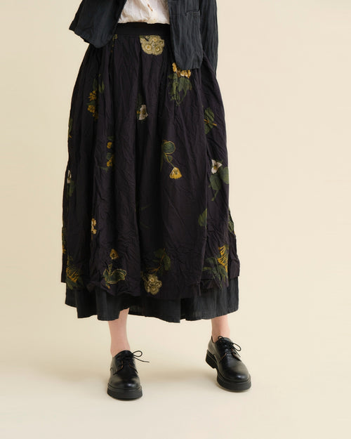 SUMMER BOTANICAL PRINT SKIRT / BLACK