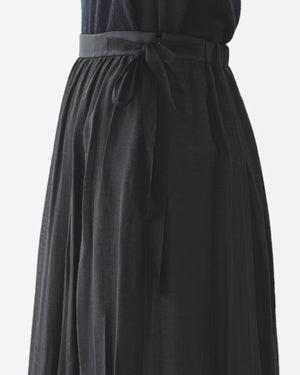 CRINKLE LONG SKIRT / BLACK