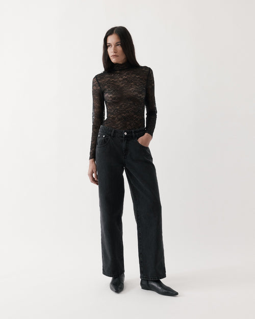 LACE TURTLENECK / BLACK
