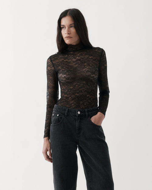 LACE TURTLENECK / BLACK