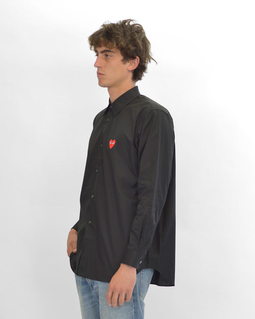 B002 UNISEX RED HEART SHIRT / BLACK