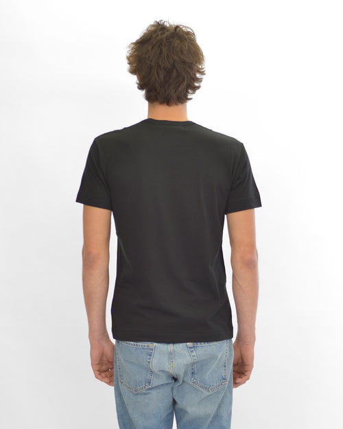 T108 UNISEX RED HEART T-SHIRT / BLACK