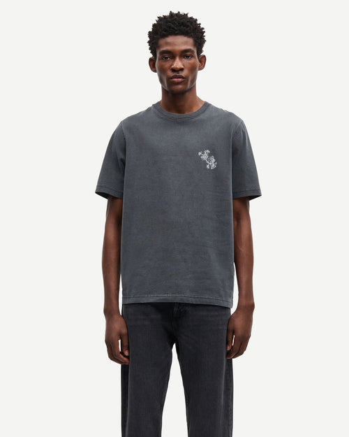 SAPHIL T-SHIRT 15489 / WASHED BLACK WALLPAPER
