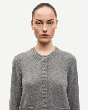 SAELIF SHORT CARDIGAN 15010 / DARK GREY MEL.