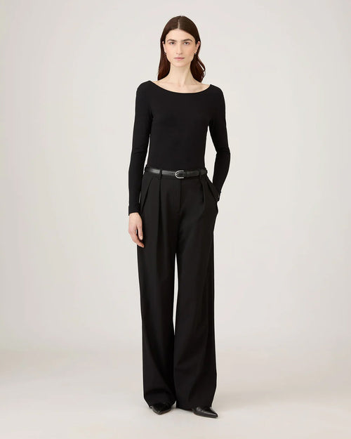 SCOOP BACK TOP / BLACK