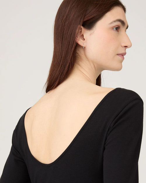 SCOOP BACK TOP / BLACK