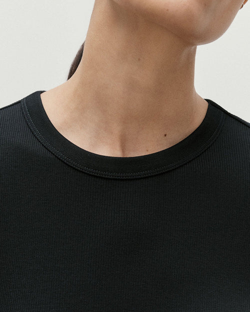 RIBBED T-SHIRT / BLACK