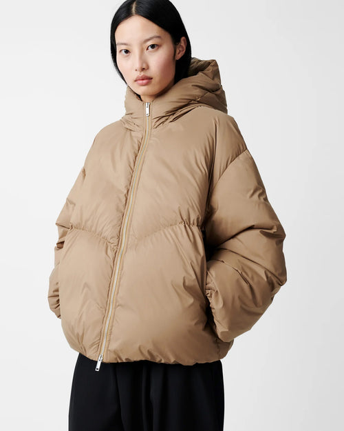 DANA PADDED COAT / BEIGE