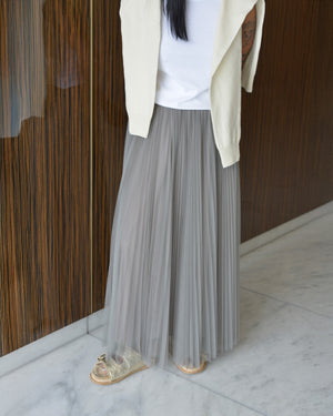 SUNRAY PLEAT TULLE SKIRT / STONE