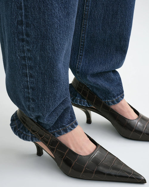 CLASSIC CROCO-EMBOSSED SLINGBACKS / DARK BROWN