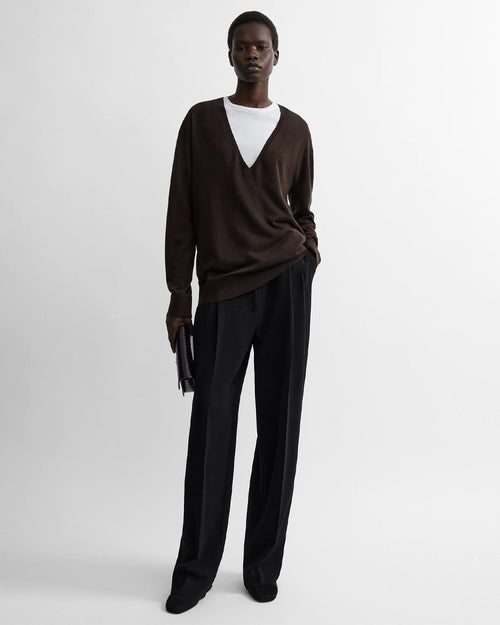 FINE V-NECK KNIT / FONDANTE
