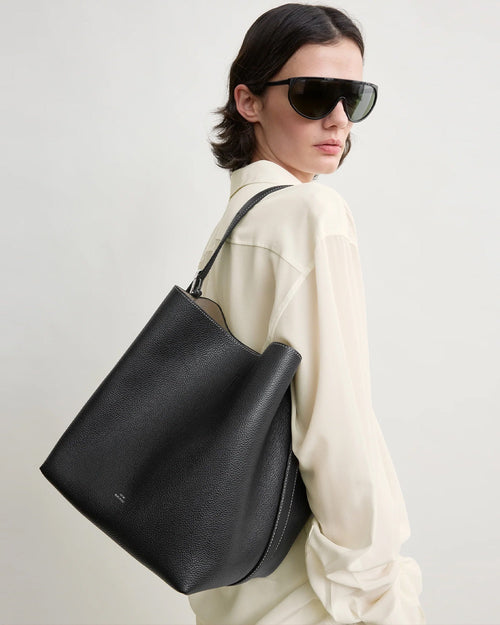 MEDIUM BELTED GRAINED-LEATHER TOTE / BLACK