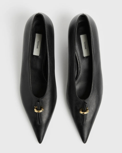 PIERCED NAPPA PUMPS / BLACK