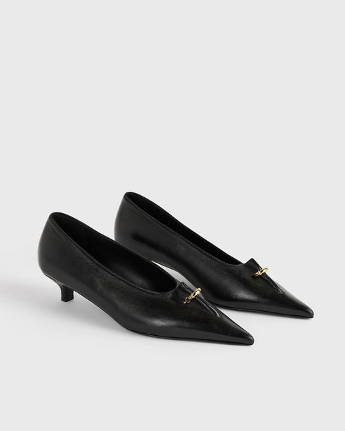 PIERCED NAPPA PUMPS / BLACK