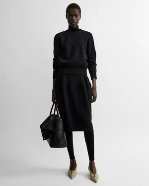 SCULPTURAL SKIRT / BLACK