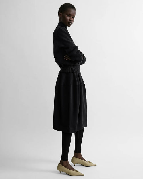 SCULPTURAL SKIRT / BLACK