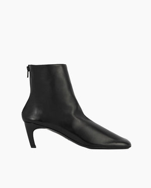 SOFT NAPPA ANKLE BOOTS / BLACK