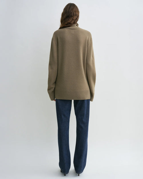 CASHMERE TURTLENECK / HAZEL