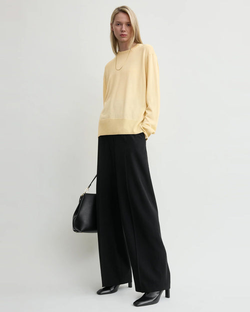 CREW-NECK WOOL SILK KNIT / CHAMPAGNE