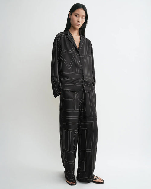 MONOGRAM SILK PJ TOP / BLACK