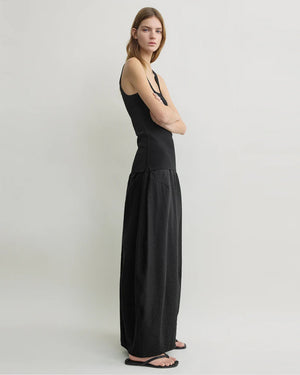 PARACHUTE SKIRT / BLACK