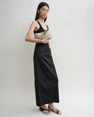 T-LOCK LEATHER CLUTCH / FAWN