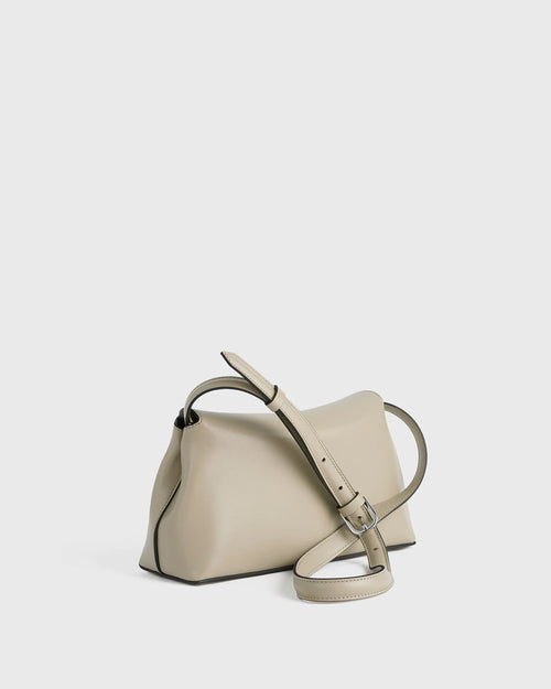 T-LOCK LEATHER CLUTCH / FAWN