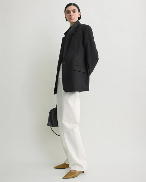 TAILORED BLAZER / BLACK