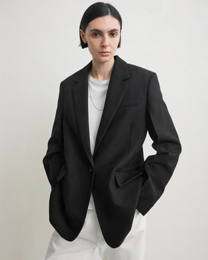 TAILORED BLAZER / BLACK