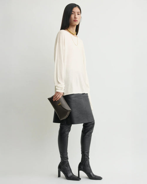 T-LOCK LEATHER CLUTCH / BARK